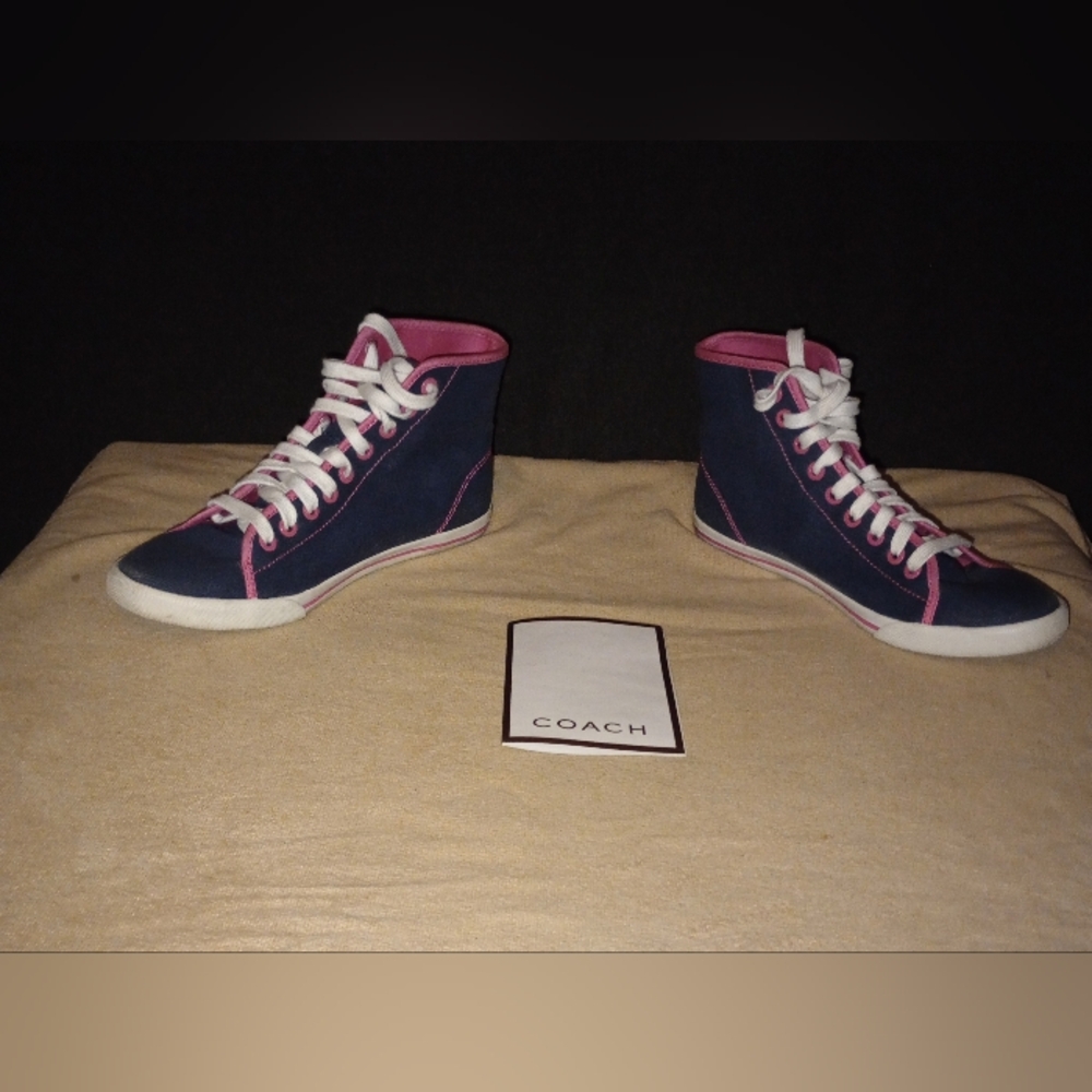 IOB Women's  Coach Ariane Happy Girl High Top Sneakers Navy/Pink Size 7.5 M - Picture 4 of 11